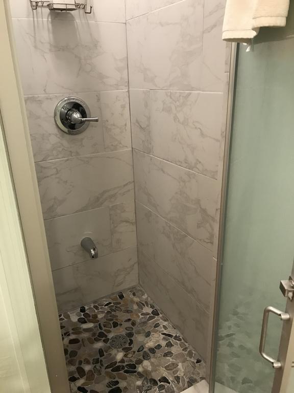 Macon Modern Brownstone Suite นิวยอร์ก ภายนอก รูปภาพ