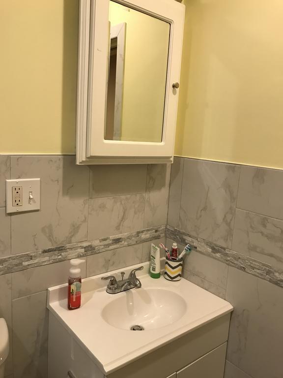 Macon Modern Brownstone Suite นิวยอร์ก ภายนอก รูปภาพ
